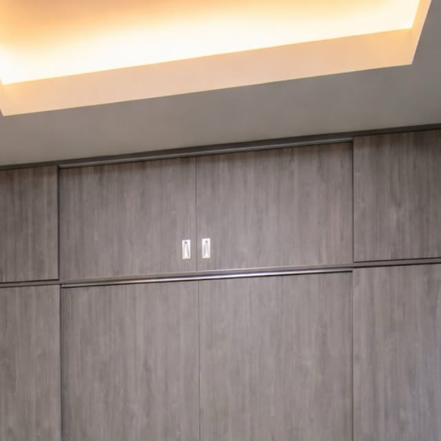 Clóset compartido con puertas corredizas DCOM